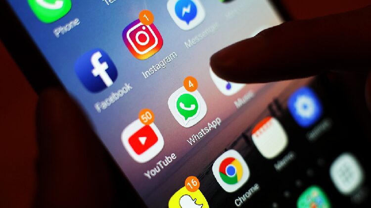 Australia_nears_social_media_ban_for_children_after_heated_debate - My Global News: Young Voices Australia nears social media ban for children after heated debate