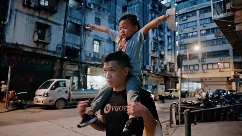 From Boxer to Dad: Ng Kuok Kun’s Amazing Transformation! Boxing legacy: From king of the ring to rocking to cradle video poster