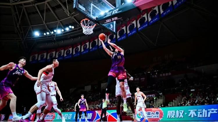 CBA: Shanghai beat Jilin, Zhejiang defeat Guangzhou with big margins