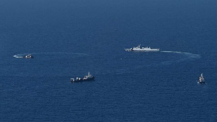 CCG monitors Philippine supply mission at Ren'ai Jiao: spokesperson