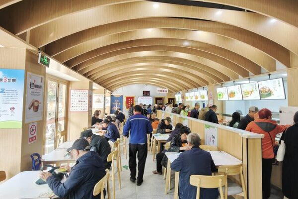 China expands elderly care initiatives amid aging population challenge