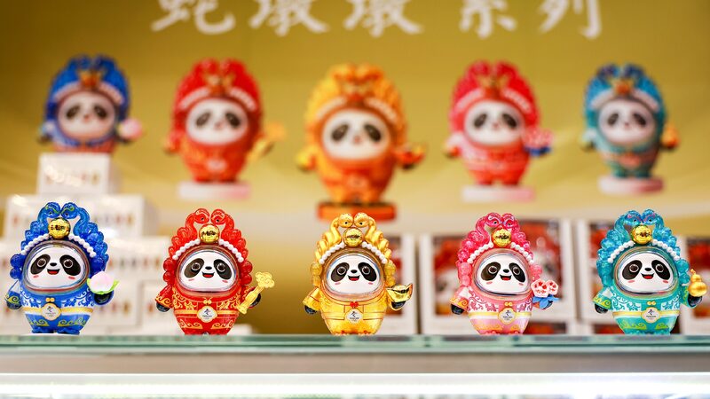 Snake-Themed Bing Dwen Dwen Toys Launch Ahead of Chinese New Year! Chinese zodiac snake-themed Bing Dwen Dwen launched for sale