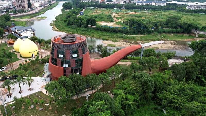 Leaders Meet to Promote Friendship Across the Taiwan Straits! ๐ Cross-Straits economic and cultural exchange meeting held in Beijing