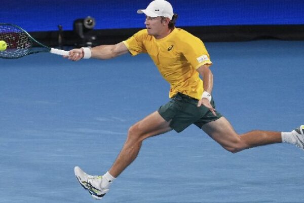 De Minaur wins but host Australia falls to Argentina at United Cup