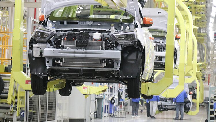 Germany’s Chancellor Urges Quick Deal in Electric Car Dispute with China πβ‘ Germany's Scholz urges swift deal with China over EV dispute