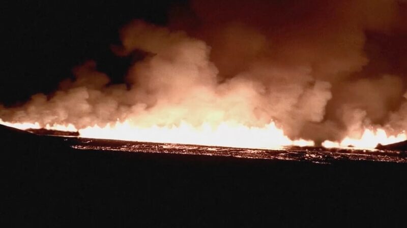 Wow! Iceland’s Volcano Erupts Again—10th Time in 3 Years! Live: Icelandic volcano erupts for 10th time in three years video poster