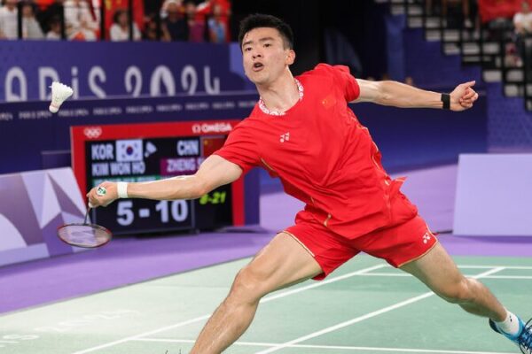 Olympic badminton champion Zheng to retire from international events