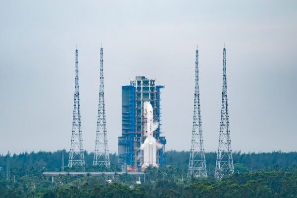 China’s Amazing Advances: Electric Cars and Space Missions! President Xi hails China's new quality productive forces