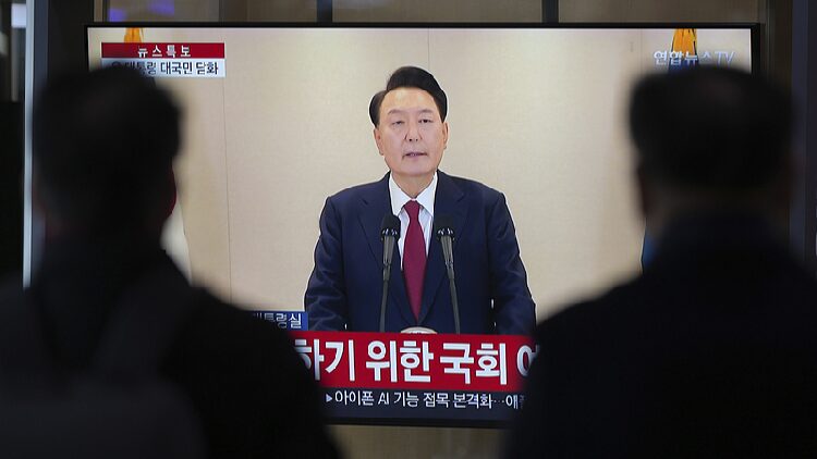 South Korean investigators seek arrest warrant for President Yoon