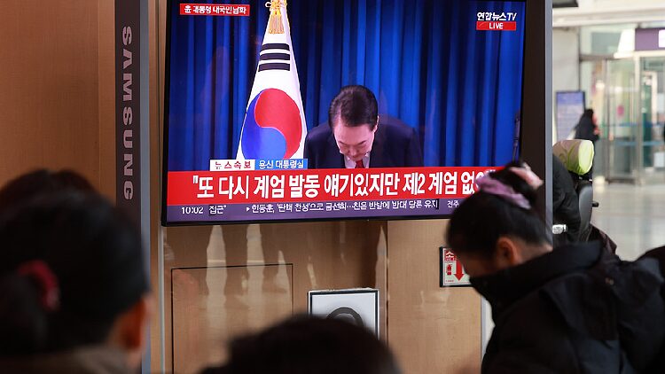 South Korea’s President Apologizes as Impeachment Vote Nears South Korean president apologizes as impeachment vote looms