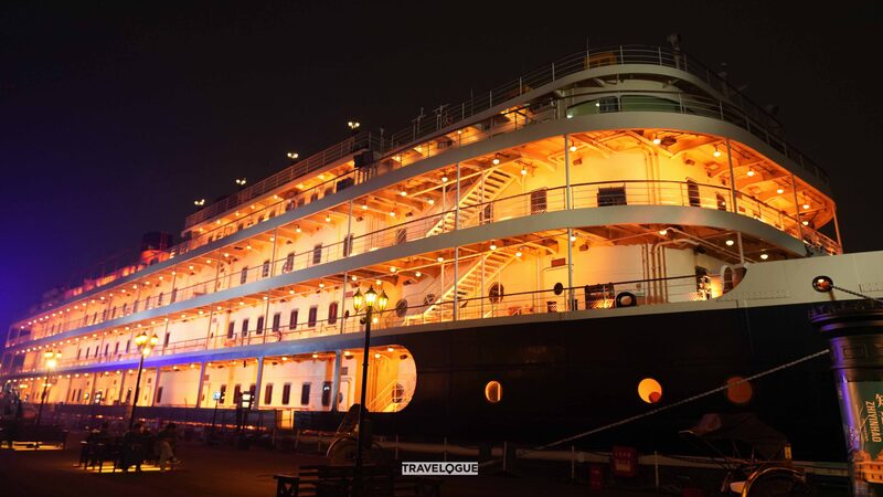 Take_a_dressing-up_theater_trip_on_steamboat_along_the_Yangtze_River - My Global News: Young Voices Take a dressing-up theater trip on steamboat along the Yangtze River