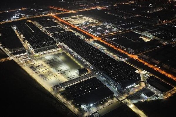 Tesla’s New Battery Megafactory in Shanghai: Powering the Future! Tesla's Shanghai energy storage megafactory set to be completed