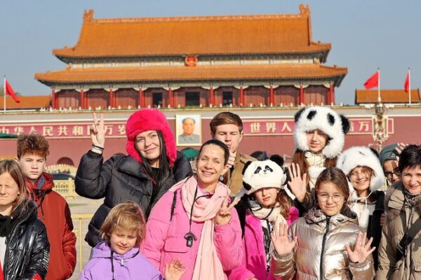 China’s New Visa-Free Policy Welcomes Travelers: South Korean Tourists Lead the Way! Visa-free policy fuels China travel boom in 2024
