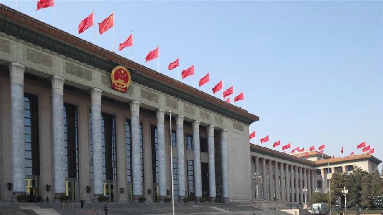 Xi Jinping meets representatives of model retirees