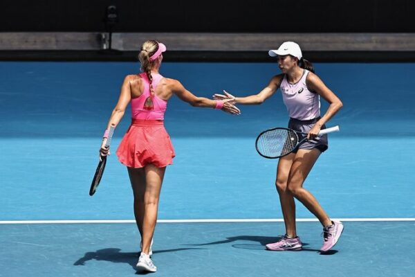 China’s Zhang Shuai and Mladenovic Reach Australian Open Quarterfinals! ๐พโจ Australian Open: China's Zhang into last eight with partner Mladenovic