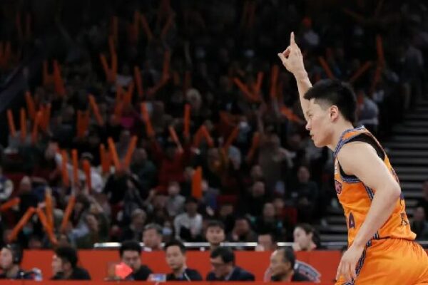 Shanghai Sharks Score 15th Win in a Row! π¦π CBA: Shanghai claims 15th straight win, Guangsha defeats Shanxi