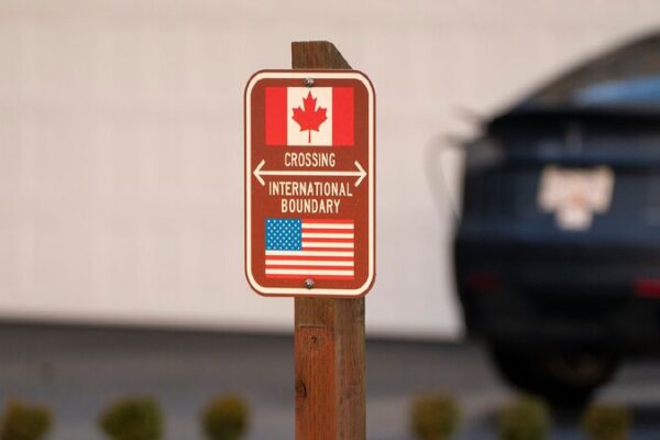 Canada Lowers Interest Rates Amid US Tariff Worries ๐ฎ Canada cuts interest rates amid US tariff threats