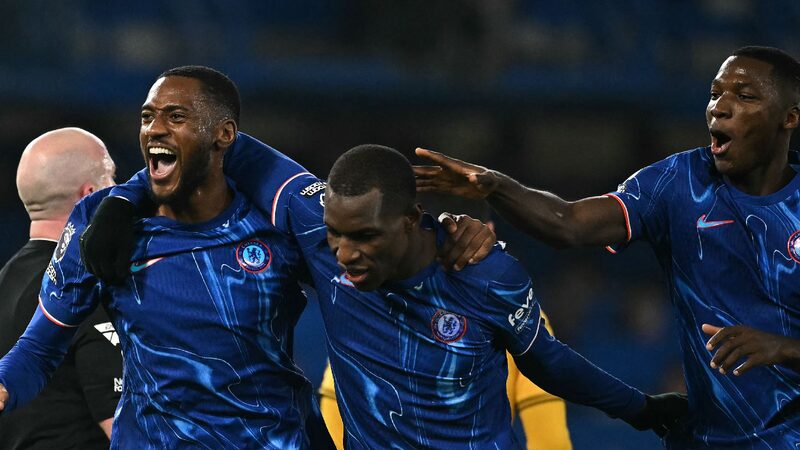 Chelsea top Wolves 3-1 at home to return to top four in Premier League