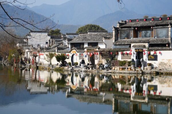 Discover Anhui’s Festive Charm: Ancient Towns Light Up for Spring Festival China Landmarks: Charm of Anhui