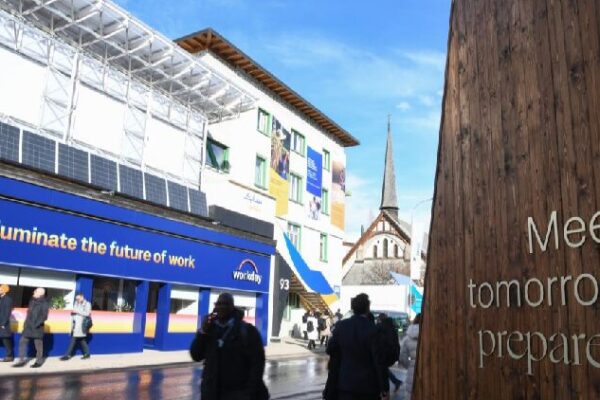 China and the World: Teaming Up at the World Economic Forum! π China and WEF: Shaping the future of global collaboration