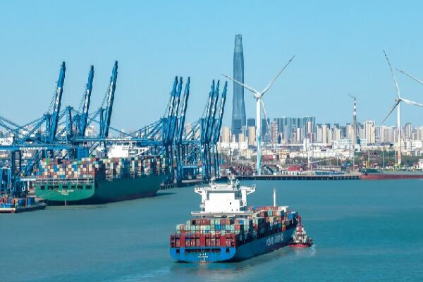 China’s Trade Hits Record High in 2024! ππ China's 2024 imports and exports hit record high