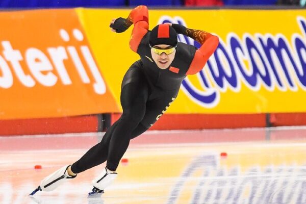 China’s Ning Zhongyan Zooms to Silver at Speed Skating World Cup! βΈοΈπ₯ China's Ning Zhongyan earns silver at ISU Speed Skating World Cup