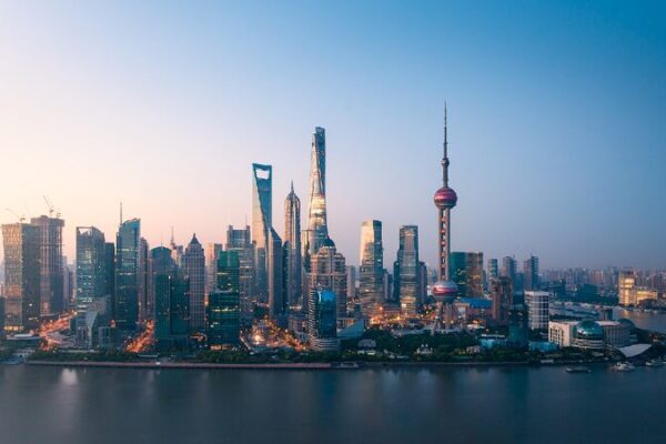 How More Chinese Goods Can Help Everyone! πβ¨ China's economy is obviously soaring. The problem is economists