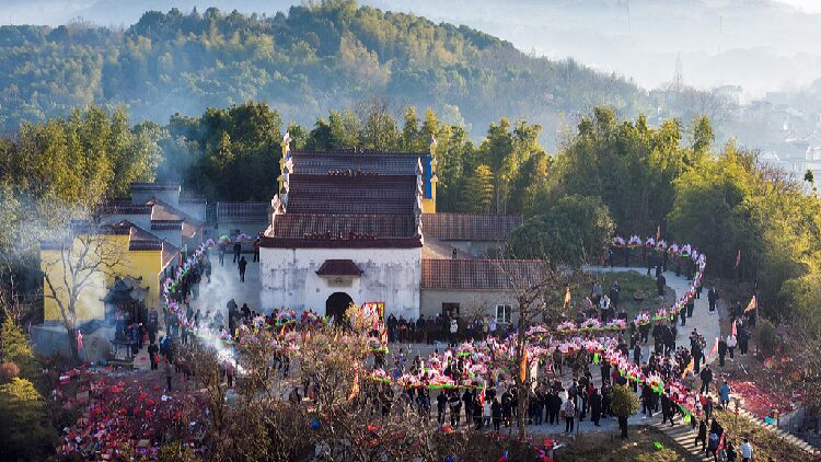 Chinese_New_Year_travel_soars_as_holiday_kicks_off - My Global News: Young Voices Chinese New Year travel soars as holiday kicks off