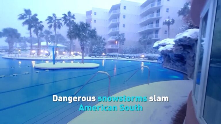 Dangerous snowstorms slam American South video poster