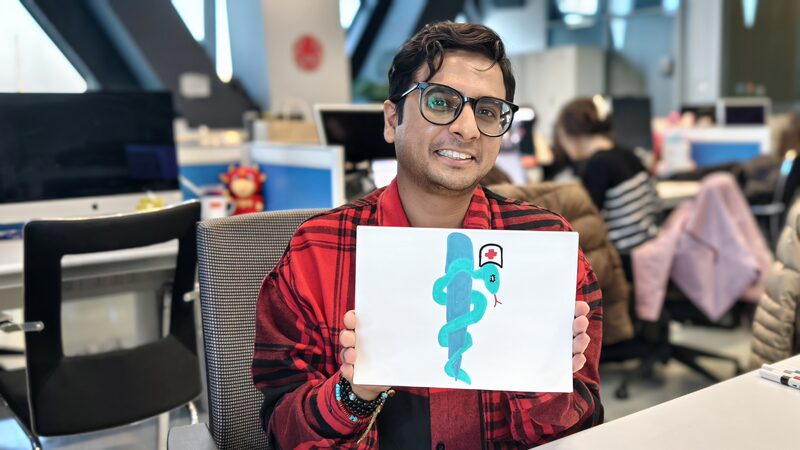 Draw a snake for a healthy and robust year ahead video poster