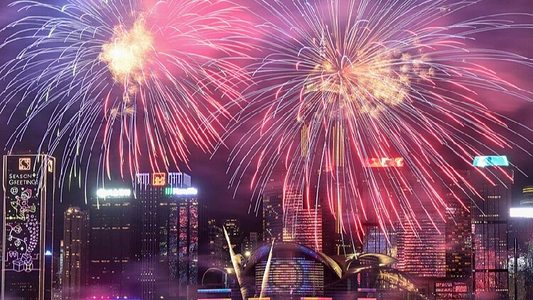 Hong_Kong_marks_Chinese_New_Year_with_dazzling_fireworks_display - My Global News: Young Voices Hong Kong marks Chinese New Year with dazzling fireworks display