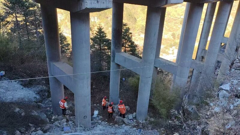 Live_Latest_on_M68_earthquake_in_Xizang_amid_all-out_rescue_efforts - My Global News: Young Voices Live: Latest on M6.8 earthquake in Xizang amid all-out rescue efforts