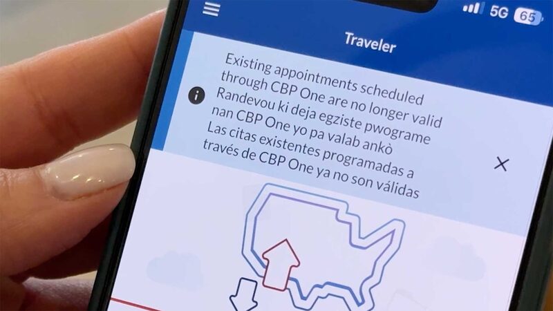 Migrants_fearful_their_asylum_cases_wont_be_heard_poster - My Global News: Young Voices Migrants fearful their asylum cases won't be heard video poster