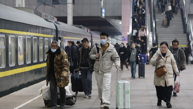 Over_200_mln_train_tickets_sold_for_2025_Spring_Festival_travel_rush - My Global News: Young Voices Over 200 mln train tickets sold for 2025 Spring Festival travel rush