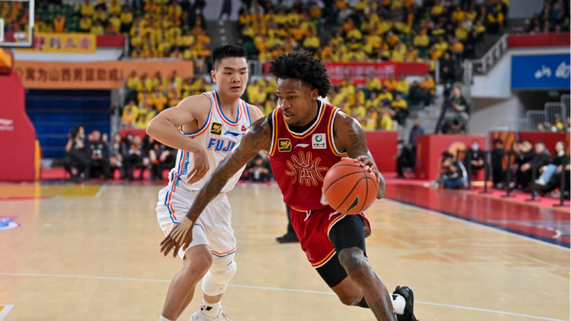 Shanxi Loongs defeat Fujian Sturgeons in foul-ridden battle