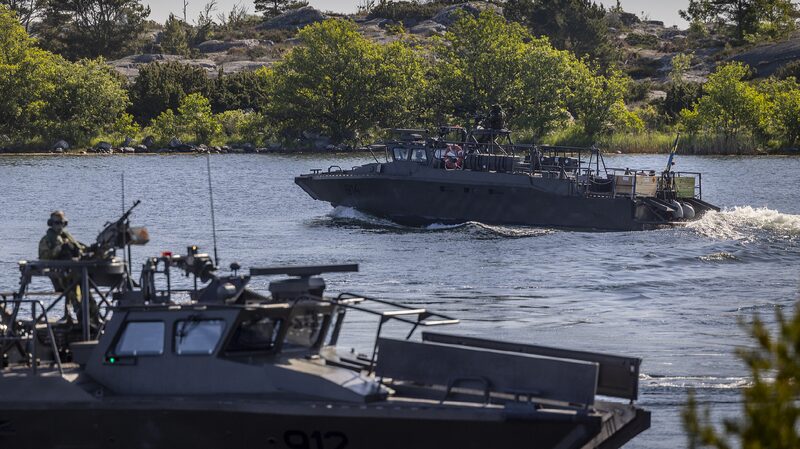 Sweden_seizes_ship_suspected_of_damaging_Baltic_undersea_cable - My Global News: Young Voices Sweden seizes ship suspected of damaging Baltic undersea cable