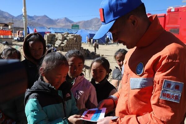 Panchen Rinpoche Prays for Earthquake Victims in Xizang Tibetan Buddhist Panchen Rinpoche prays for quake-hit areas in Xizang