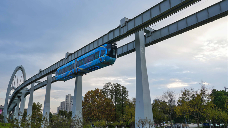 Wuhans_Sky_Train_transparent_floor_offers_aerial_views - My Global News: Young Voices Wuhan's 'Sky Train': transparent floor offers aerial views