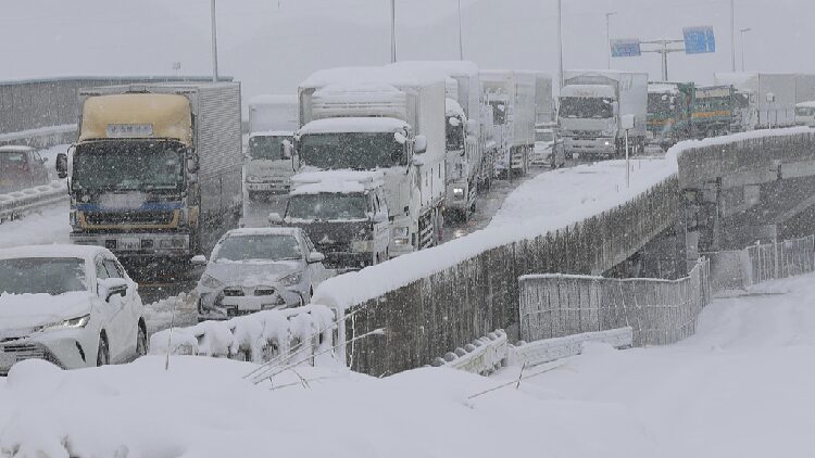 Asia News Wrap: Heavy snow wreaks havoc in Japan, and more