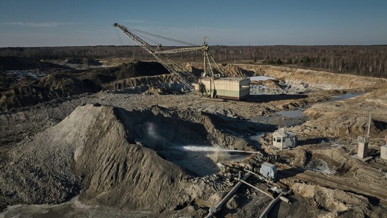 CGTN poll on Ukraine-U.S. minerals deal