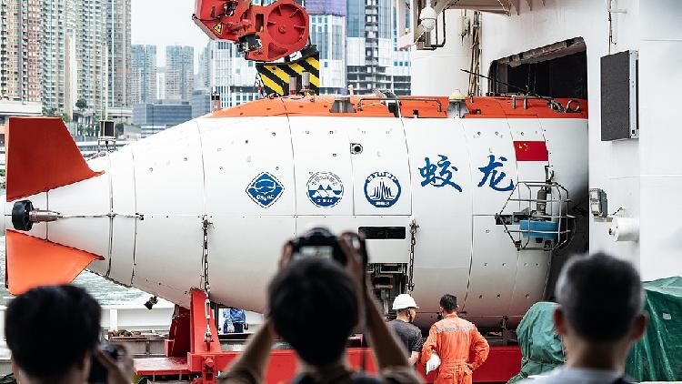 China gears up for future deep-sea missions