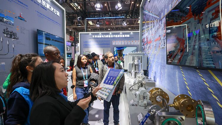 China Boosts Support for Small Businesses Going Global 🌏 China strengthens support for SMEs expanding overseas