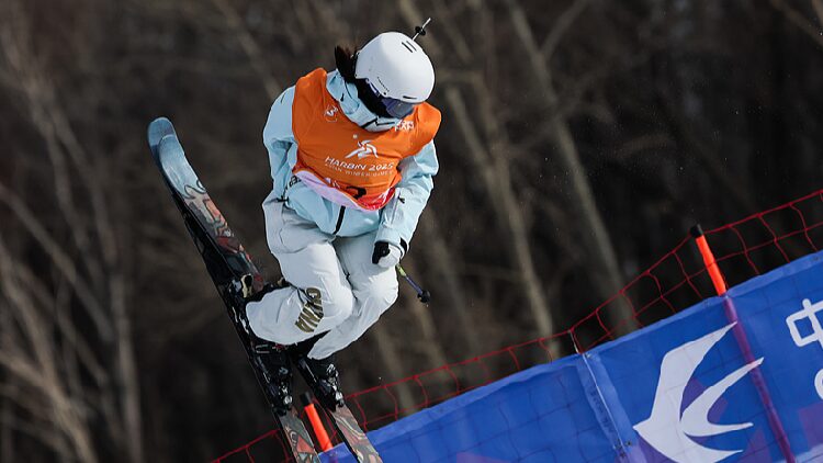 Chinas_freestyle_skiers_dominate_womens_halfpipe_with_gold_silver - My Global News: Young Voices China's freestyle skiers dominate women's halfpipe with gold, silver