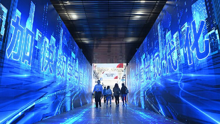 Chinas_patient_capital_and_its_paradigm_shifts_across_three_levels - My Global News: Young Voices China's 'patient capital' and its paradigm shifts across three levels