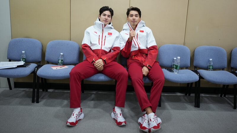 Chinas_speed_skating_brothers_go_for_Asian_Winter_Games_gold_poster - My Global News: Young Voices China's speed skating brothers go for Asian Winter Games gold video poster