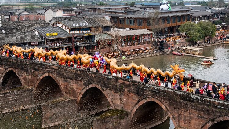 Chinas_tourism_market_sees_strong_growth_during_Spring_Festival - My Global News: Young Voices China's tourism market sees strong growth during Spring Festival