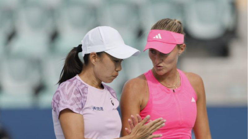 Chinese players make women's doubles semifinals at Dubai Championships