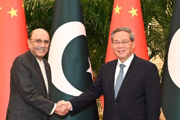 Chinese premier meets Pakistani president