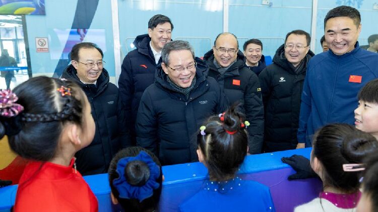 Chinese_premier_stresses_development_of_winter_sports_economy - My Global News: Young Voices Chinese premier stresses development of winter sports, economy