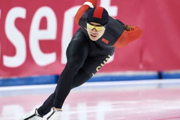 Chinese skaters launch World Cup campaign with double bronze in Poland